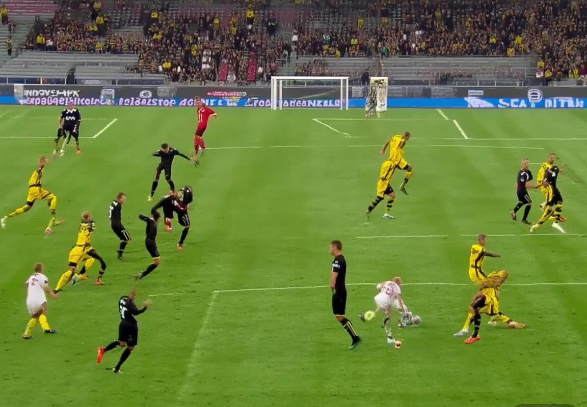 拜仁多特巅峰对决：策略揭秘与直播攻略(图3)